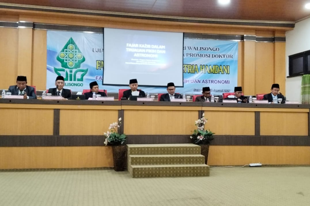 WAKIL DEKAN FAKULTAS SYARIAH MENJADI PENGUJI EKSTERNAL UJIAN PROMOSI DOKTOR ILMU FALAK DI UIN WALISONGO SEMARANG
