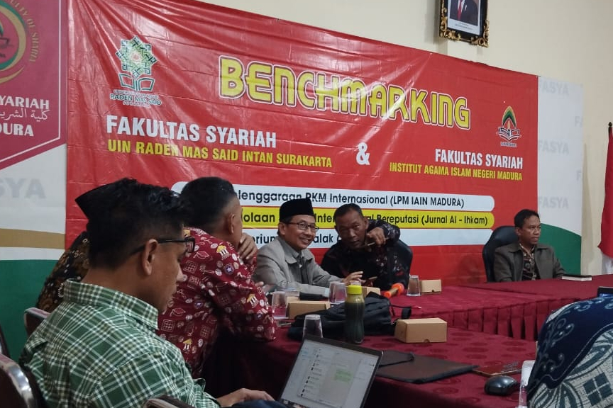 BENCHMARKING FASYA UIN RADEN MAS SAID SURAKARTA DI FASYA IAIN MADURA