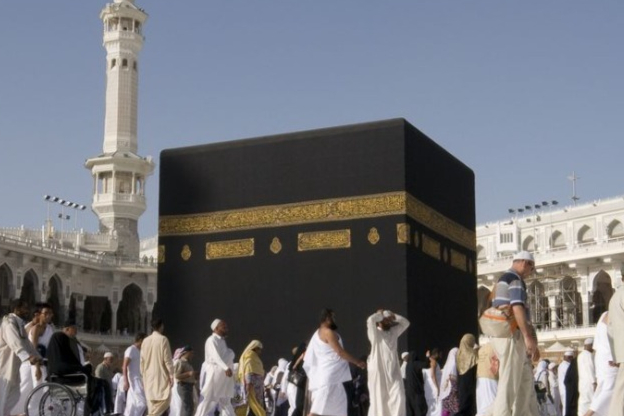 FENOMENA MATAHARI DI ATAS KABAH: CARA DAN WAKTU TERBAIK MENGUKUR ARAH KIBLAT RUMAH ANDA